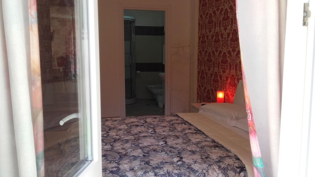 Le Tre Rose Bed & Breakfast Casamassima Eksteriør bilde